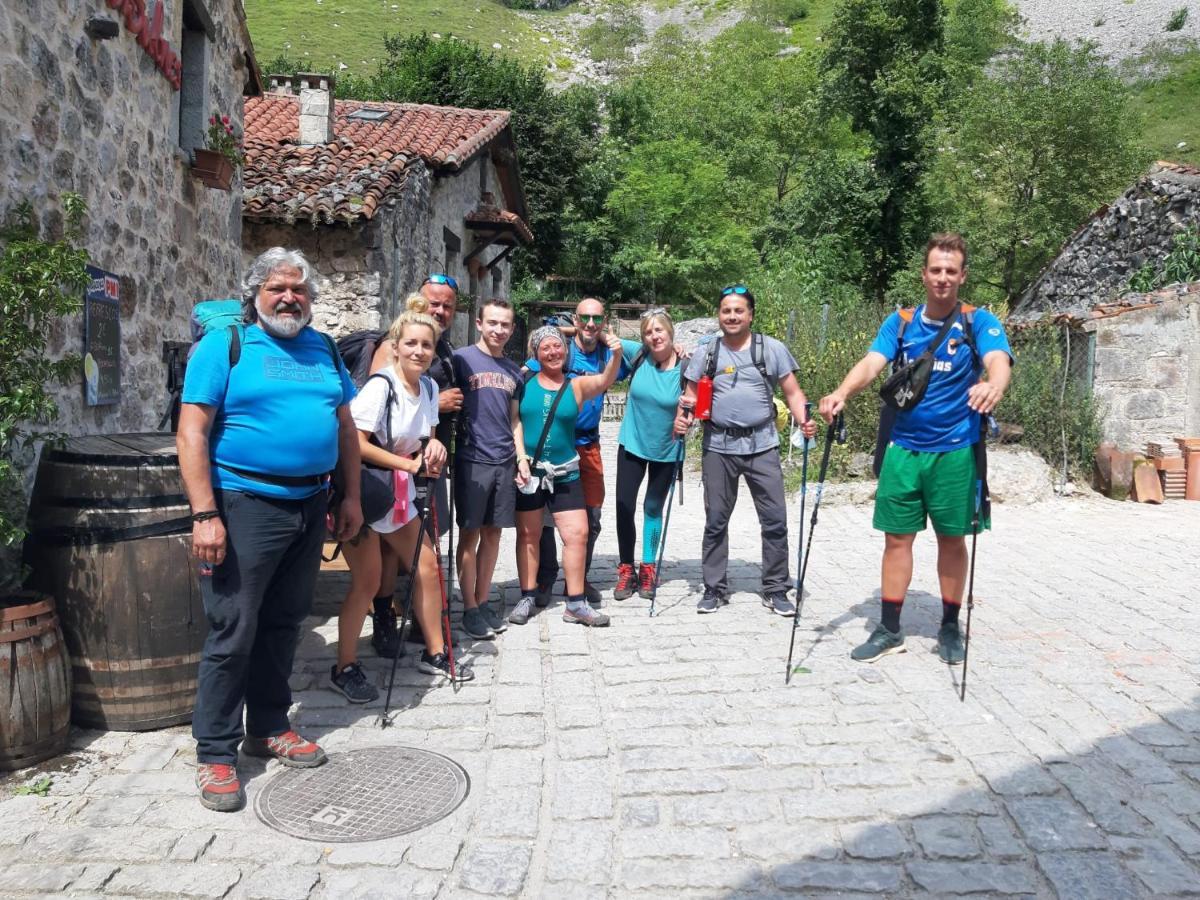 Albergue Villa De Bulnes Kültér fotó