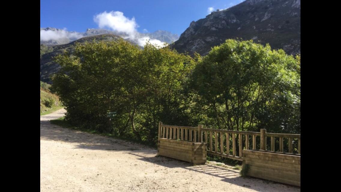 Albergue Villa De Bulnes Kültér fotó