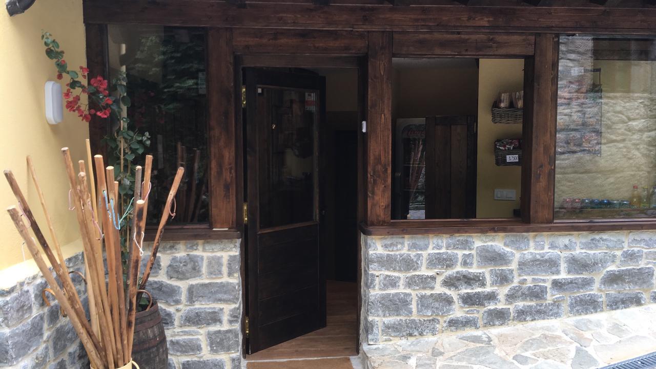 Albergue Villa De Bulnes Kültér fotó